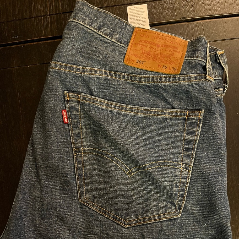 Levi Jeans 35x30